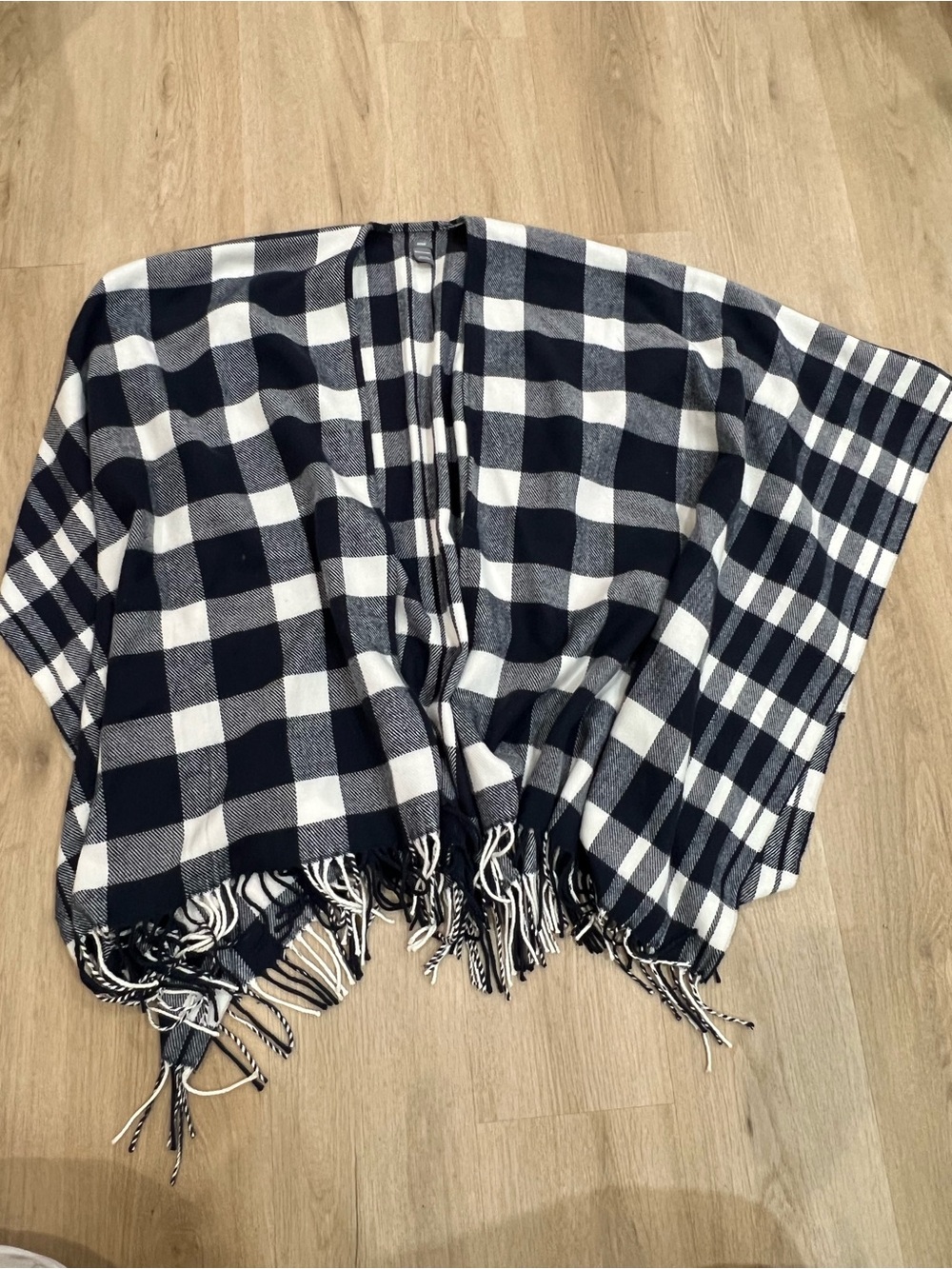 Aerie Buffalo Check Shawl